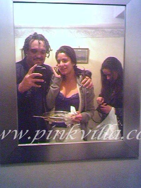 Katrina Kaif In Saree Porn - What's Up With Katrina Kaif & Her Siblings? â€“ Fashion Scandal