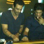 Shah Rukh Khan Smoking @ No Smoking Zone
