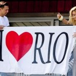lady-gaga-topless-rio-11072012-22-580x435