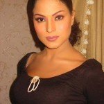 Would U like to talk to Veena Malik on V Day???